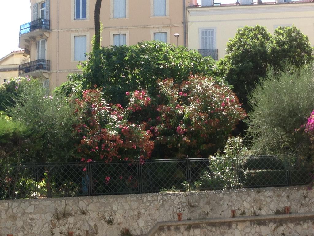 Proche Et Gare Apartment *